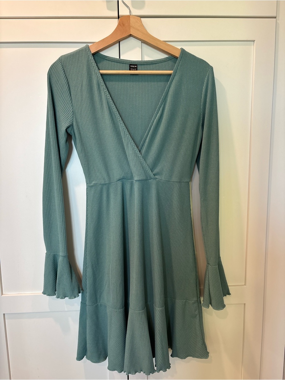 SHEIN Sage Green Ribbed Fit & Flare Bell Sleeve Dress Size S